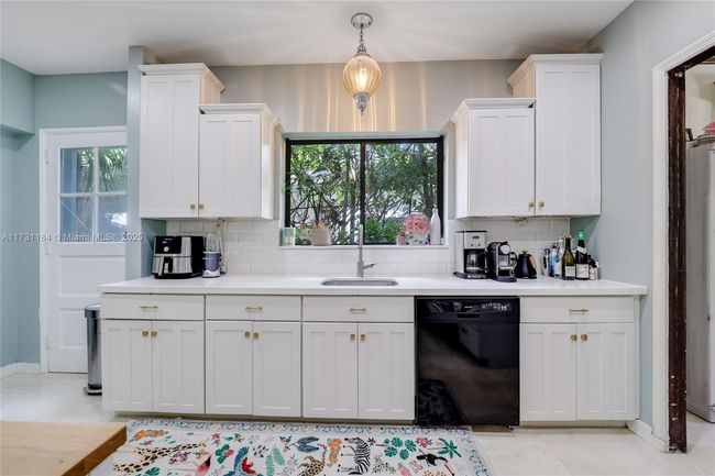 6121 Lagorce Dr, House other with 4 bedrooms, 2 bathrooms and null parking in Miami Beach FL | Image 11