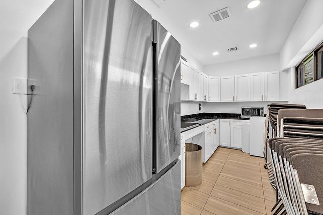 APT-103 - 3000 S Course Dr, Condo with 2 bedrooms, 2 bathrooms and null parking in Pompano Beach FL | Image 31