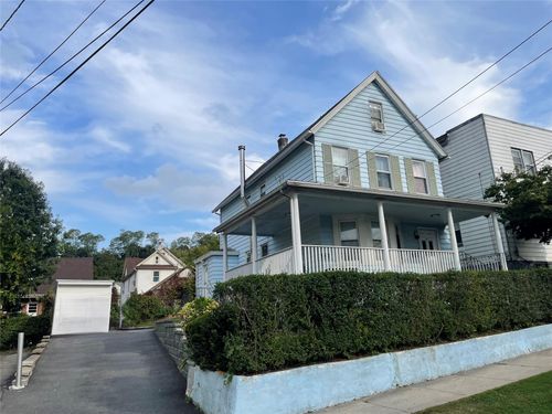 26 Cleveland St, White Plains, NY, 10606-1606 | Card Image