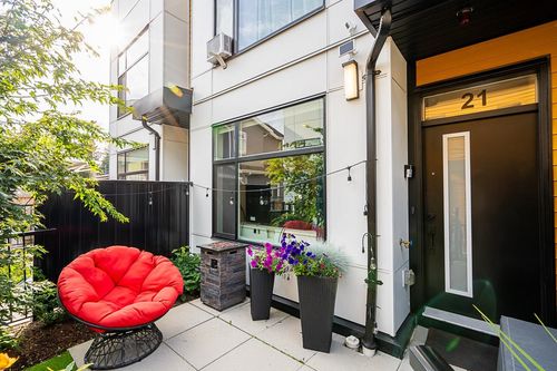 21-1211 Eighth Avenue, New Westminster, BC, V3M2R8 | Card Image