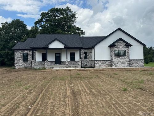 2264 Equestrian Trail Dr, Metamora, MI, 48455-9210 | Card Image