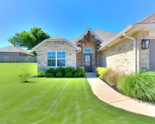 3683 King Arthur Court, Newcastle, OK, 73065 | Card Image