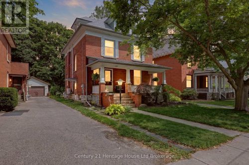 457 Buller St, Woodstock, ON, N4S4N3 | Card Image