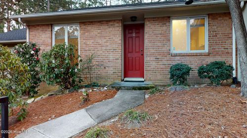 14 Garden Villa Dr, Pinehurst, NC, 28374-8226 | Card Image