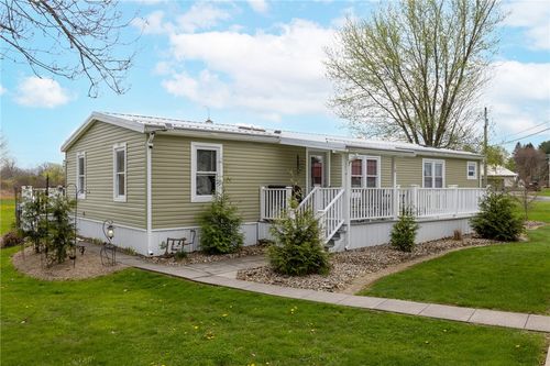 14 Emerald Dr, Grove City, PA, 16127-4684 | Card Image