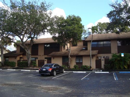 p-1-7680 Nw 79th Ave, Tamarac, FL, 33321-9005 | Card Image