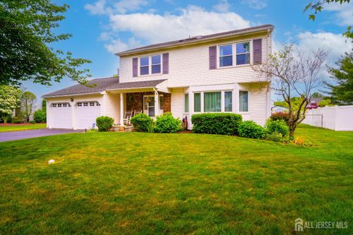 5 Wetherhill Way, Dayton, NJ, 08810-1607 | Card Image