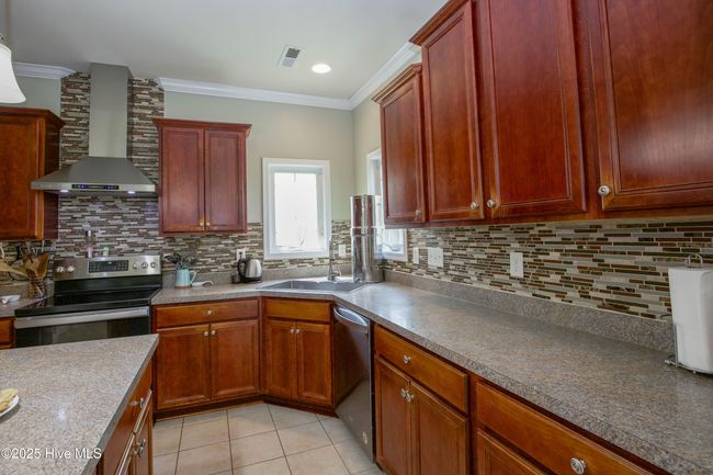 126 Islay Dr, House other with 5 bedrooms, 4 bathrooms and 2 parking in Cameron NC | Image 17