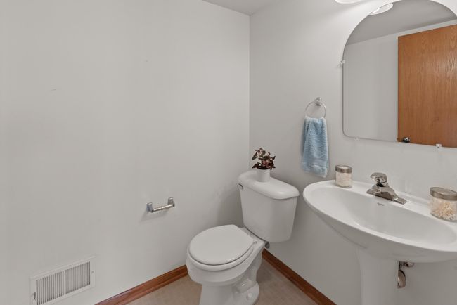 W9722 Cousins Court, House other with 3 bedrooms, 4 bathrooms and null parking in CALAMUS WI | Image 35