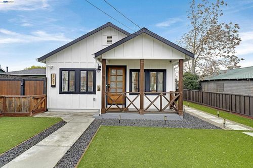 1861 Linden St, Livermore, CA, 94551-2819 | Card Image