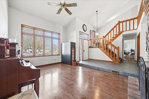 300 Wedgewood Ct, Circleville, OH, 43113-1467 | Card Image