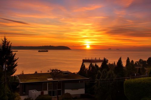 3295 Westmount Rd, West Vancouver, BC, V7V3G5 | Card Image