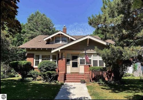 708 S Fancher St, Mt Pleasant, MI, 48858-2621 | Card Image
