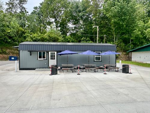 995 N Highway 27, Whitley City, KY, 42653 | Card Image