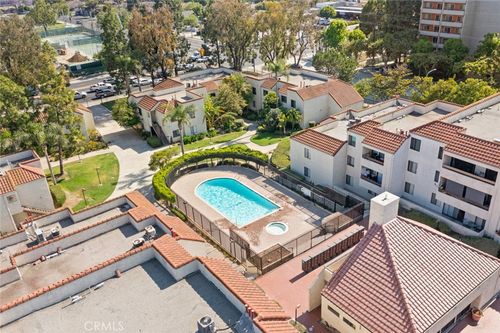 unit-d101-701 W 1st St, Santa Ana, CA, 92701-5423 | Card Image
