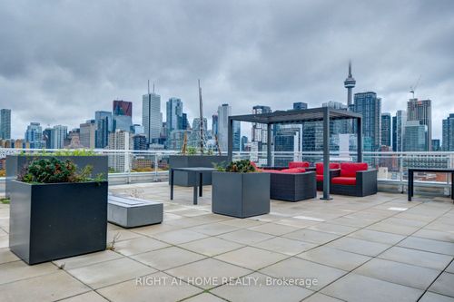 701-10 Willison Sq, Toronto, ON, M5T0A8 | Card Image