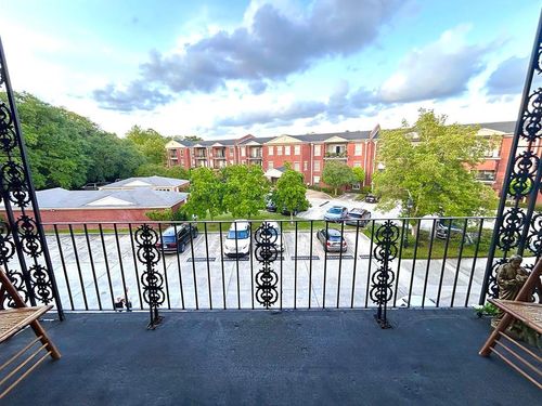 315-800 Rue Burgundy, Metairie, LA, 70005-4628 | Card Image