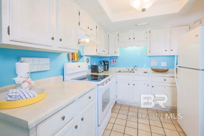 Kitchen | Image 9
