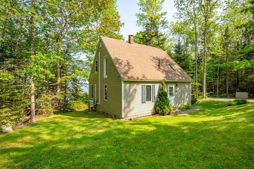 15 Eds Road, Camden, ME, 04843 | Card Image