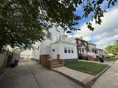 36 E Fulton St, Long Beach, NY, 11561-2103 | Card Image