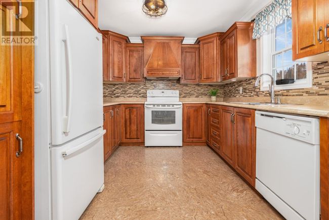 5 Kavanagh's Rd, House other with 4 bedrooms, 2 bathrooms and null parking in Calvert NL | Image 16