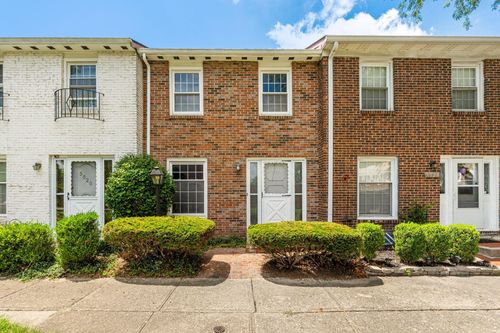 5522 Brackenridge Ave, Columbus, OH, 43228-2532 | Card Image