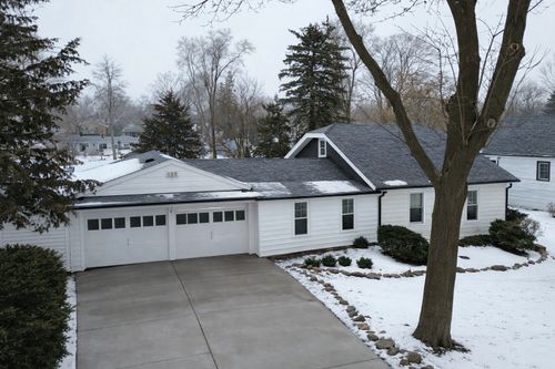 128 S Channel Dr, Round Lake Beach, IL, 60073-2643 | Card Image