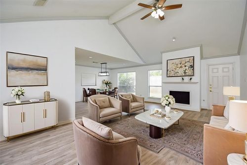 3926 Summit Valley Dr, Houston, TX, 77082-4102 | Card Image