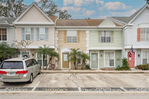 11356 Stratton Park Dr, TEMPLE TERRACE, FL, 33617-2394 | Card Image