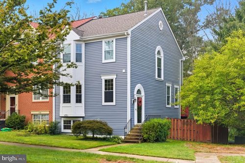 47587 Comer Sq, STERLING, VA, 20165-7460 | Card Image