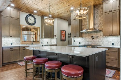768 Gathering Pl, Corvallis, MT, 59828-9011 | Card Image