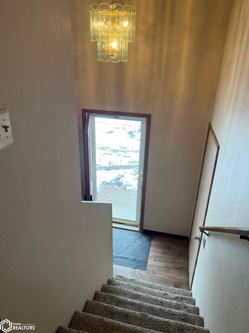 6 Pawnee Dr, Keokuk, IA, 52632-2029 | Card Image