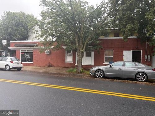 701 N Queen St, LANCASTER, PA, 17603-2737 | Card Image