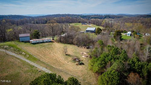 950 Holder Rd, Afton, TN, 37616-4947 | Card Image