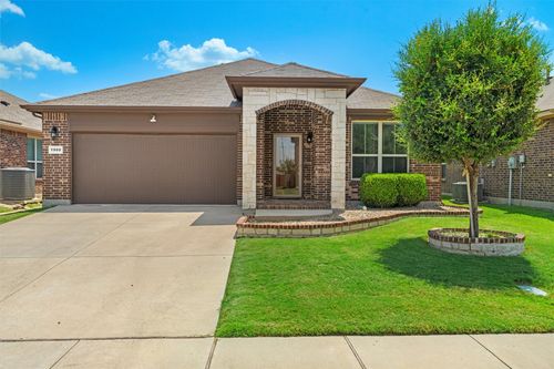 1900 Jacona Trl, Fort Worth, TX, 76131-3019 | Card Image