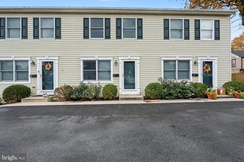 apt-b-812 Market St, NEW CUMBERLAND, PA, 17070-1681 | Card Image