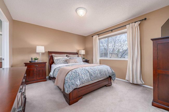 155 Chaparral Common Se, Home with 4 bedrooms, 3 bathrooms and 4 parking in Calgary AB | Image 14