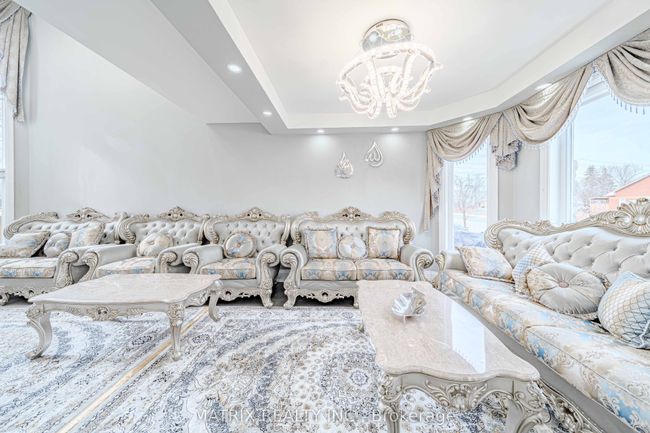 2396 Southcott Rd, House other with 4 bedrooms, 4 bathrooms and 6 parking in Pickering ON | Image 12