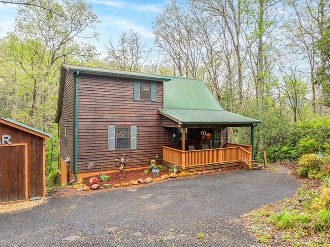 138 Autumn Ln, Home with 4 bedrooms, 3 bathrooms and null parking in Blairsville GA | Image 4