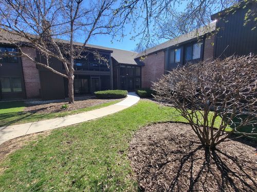 apt-38-720 Saint Andrews Ln, Crystal Lake, IL, 60014-7038 | Card Image