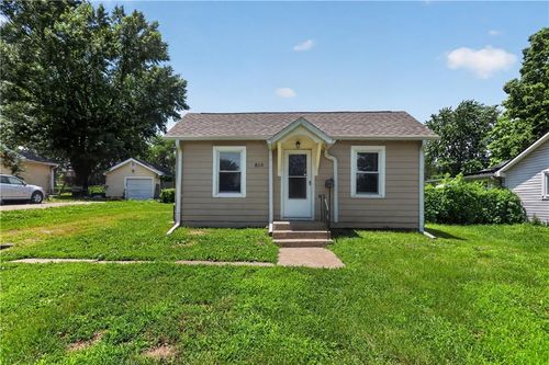 816 S Logan Ave, Independence, MO, 64050-4609 | Card Image