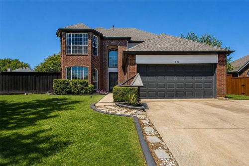 337 Bluewood Ln, Lake Dallas, TX, 75065-2233 | Card Image