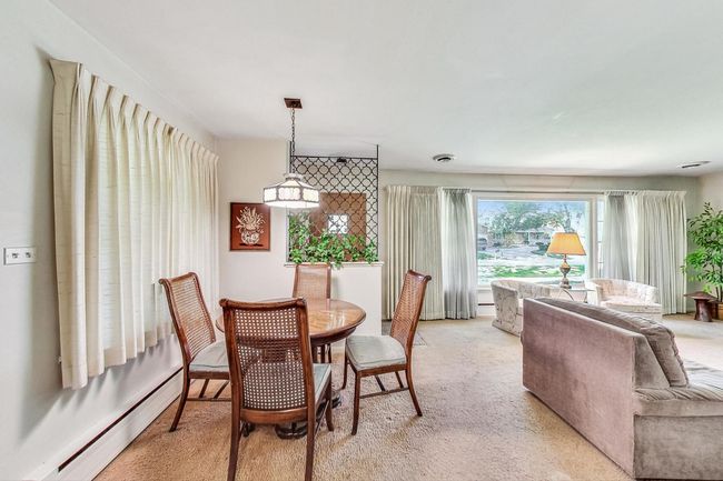 9 W Leon Ln, House other with 3 bedrooms, 1 bathrooms and null parking in Prospect Heights IL | Image 5