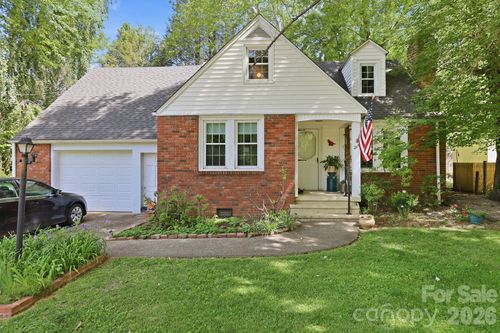 215 Old Us Hwy 70 E, Black Mountain, NC, 28711-3663 | Card Image