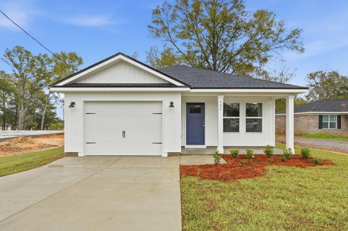 665 Lee Avenue, Crestview, FL, 32539 | Card Image