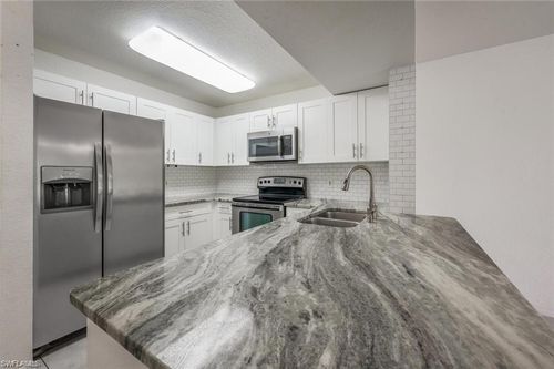 615-8244 Key Royal Cir, NAPLES, FL, 34119-6807 | Card Image