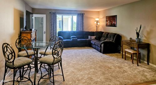 2121 Sundancer Loop Se, Mandan, ND, 58554-6270 | Card Image
