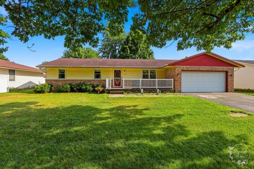 705 E Rosewood St, Watseka, IL, 60970-1410 | Card Image