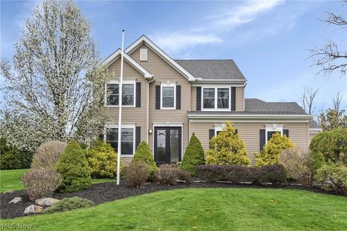 31766 Walker Rd, Avon Lake, OH, 44012-2041 | Card Image