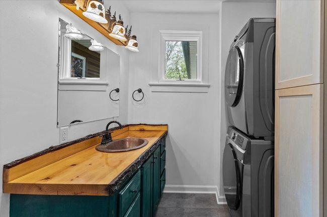 22 Vics Crossing Rd, House other with 6 bedrooms, 4 bathrooms and null parking in Franklin VT | Image 31